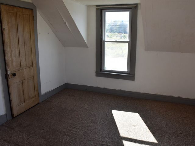 375 MEADVILLE Road, Titusville, PA 16354