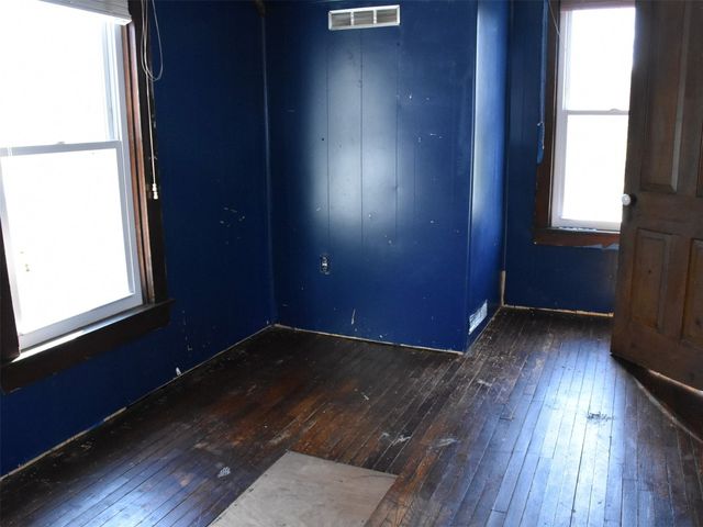 375 MEADVILLE Road, Titusville, PA 16354