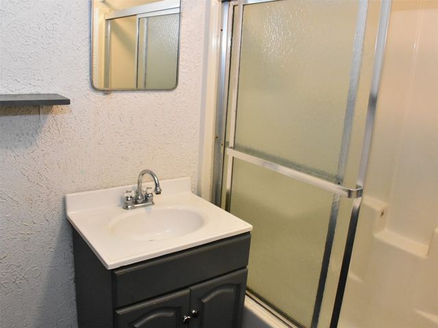 375 MEADVILLE Road, Titusville, PA 16354