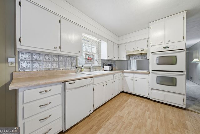 5536 Richland Drive, Douglasville, GA 30135