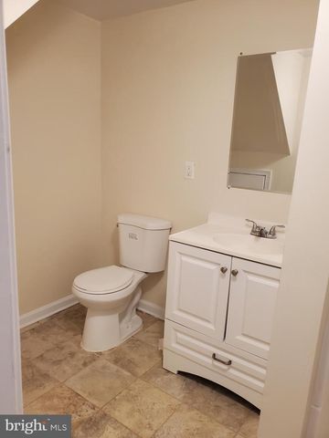 49 OLDT DR, Front Royal, VA 22630