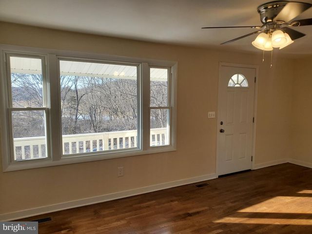 49 OLDT DR, Front Royal, VA 22630