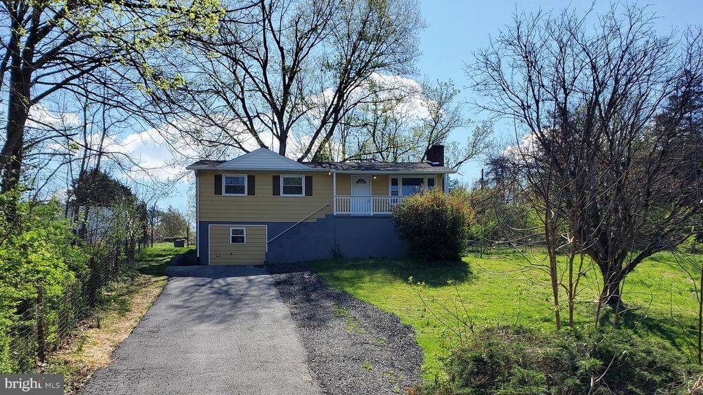 49 OLDT DR, Front Royal, VA 22630