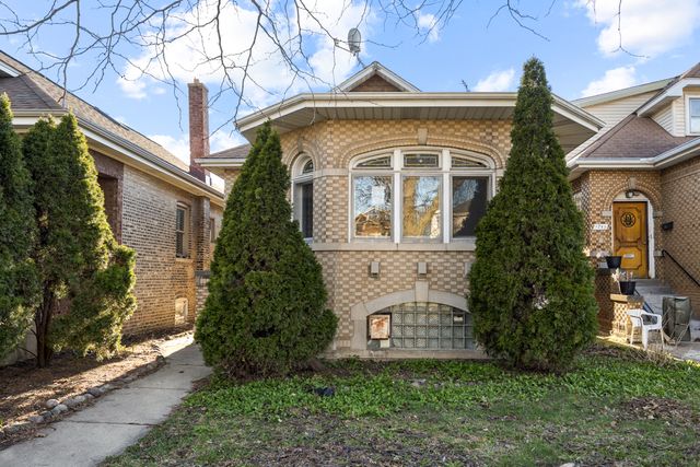 1748 N New England Avenue, Chicago, IL 60707