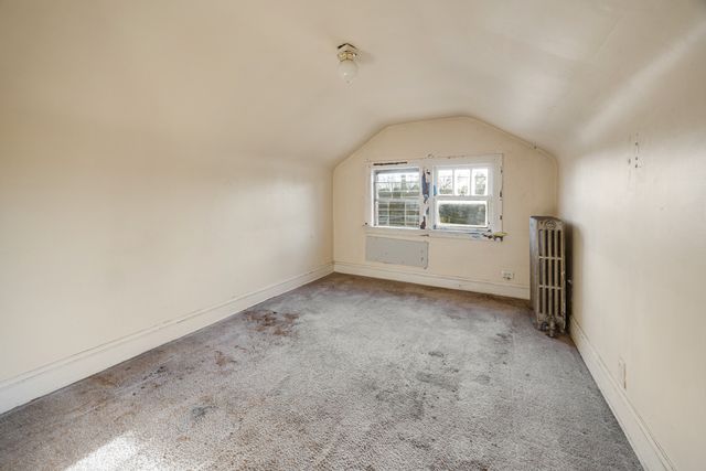 1748 N New England Avenue, Chicago, IL 60707