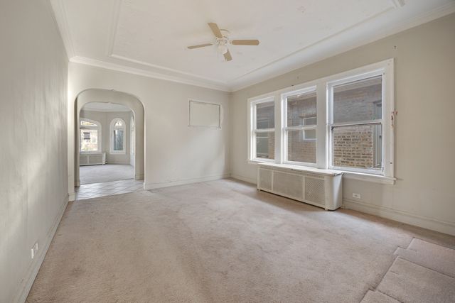 1748 N New England Avenue, Chicago, IL 60707