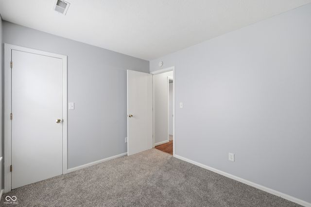 450 Ashby Drive, Greenfield, IN 46140