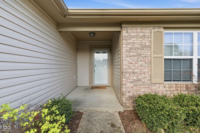 450 Ashby Drive, Greenfield, IN 46140