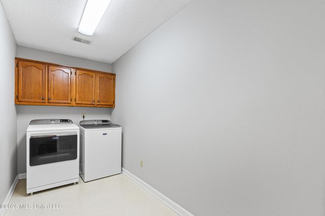 9321 Hickory Drive, Olive Branch, MS 38654