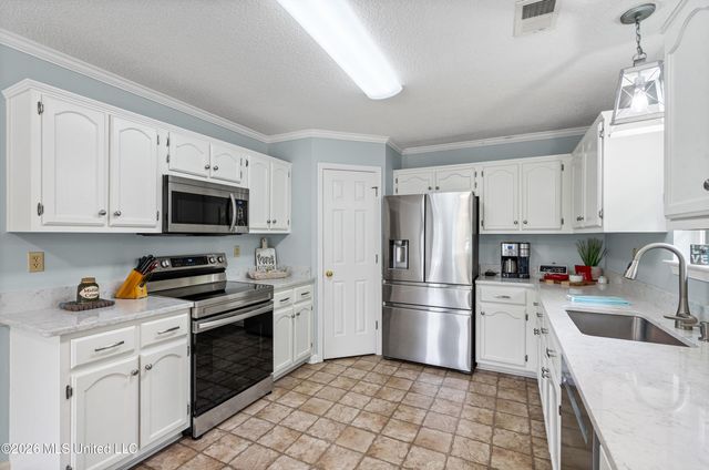 9321 Hickory Drive, Olive Branch, MS 38654