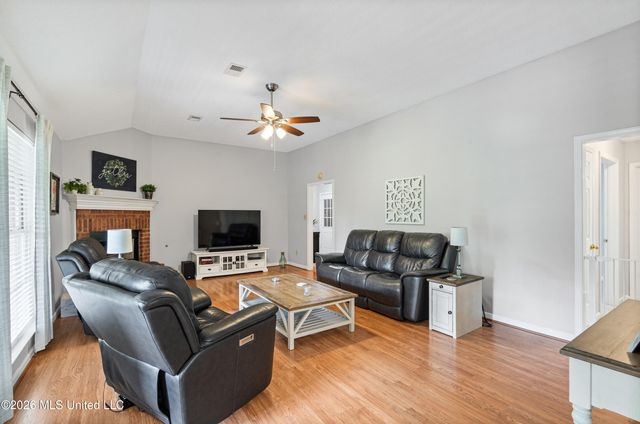 9321 Hickory Drive, Olive Branch, MS 38654