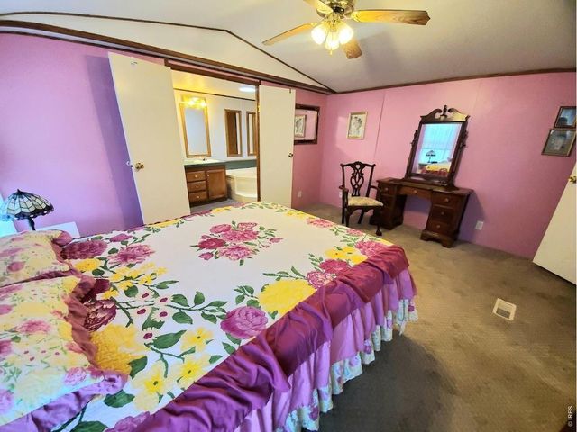 221 W 57th St 37A, Loveland, CO 80538