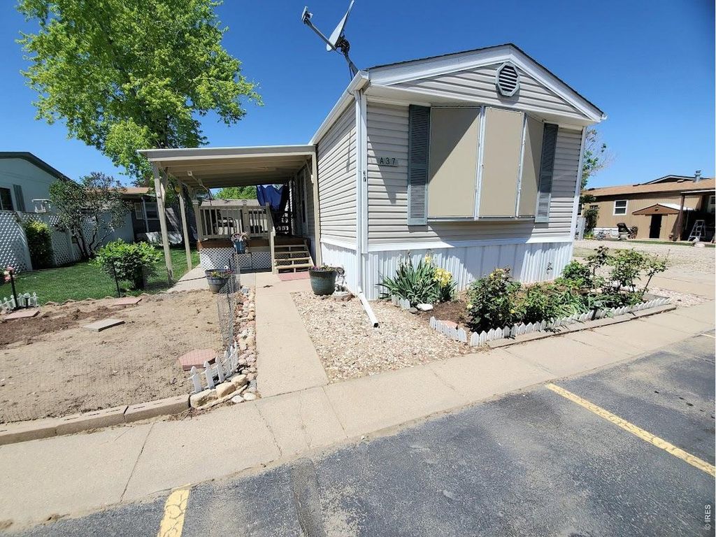 221 W 57th St 37A, Loveland, CO 80538