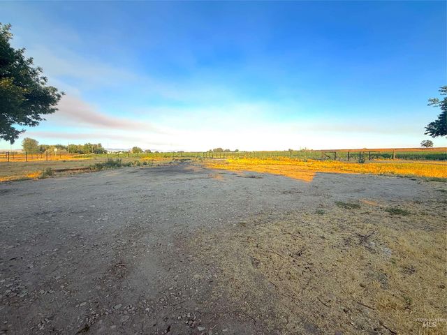 20898 Middleton Rd, Caldwell, ID 83605