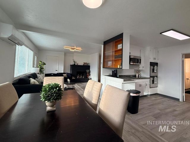 20898 Middleton Rd, Caldwell, ID 83605