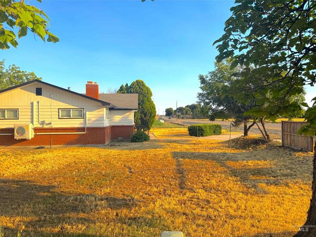 20898 Middleton Rd, Caldwell, ID 83605