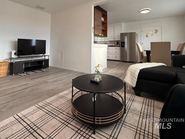 20898 Middleton Rd, Caldwell, ID 83605