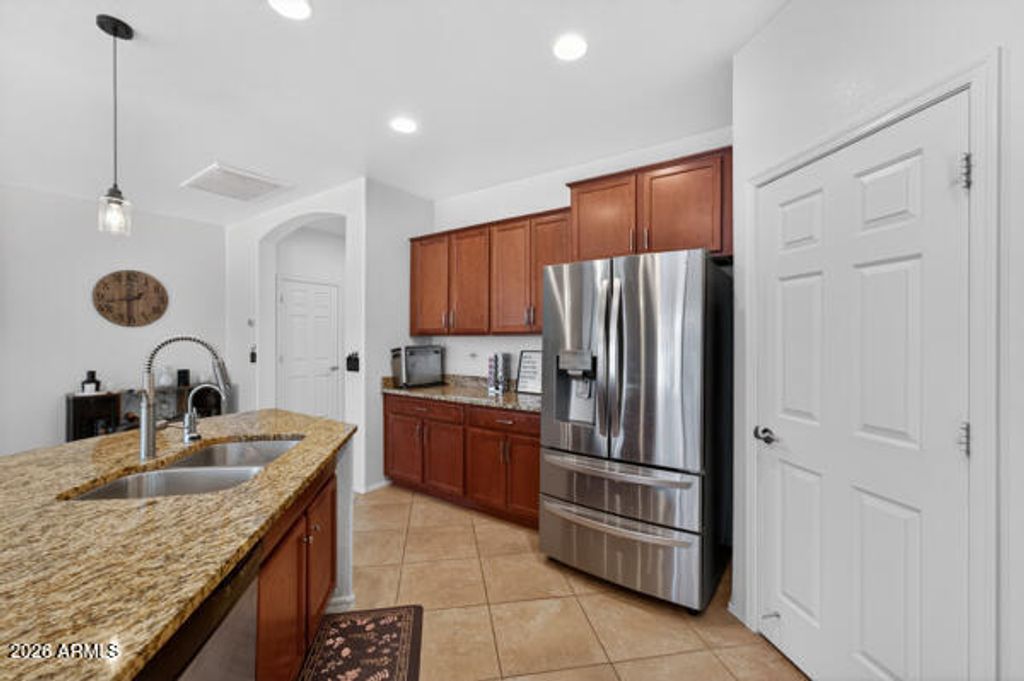 Image 14 of property listing at 7152 W MERRIWEATHER Way, Florence, AZ 85132
