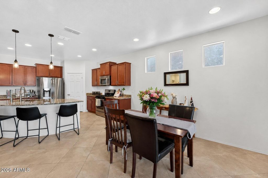 Image 17 of property listing at 7152 W MERRIWEATHER Way, Florence, AZ 85132