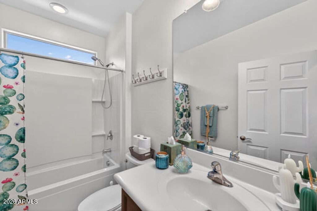 Image 26 of property listing at 7152 W MERRIWEATHER Way, Florence, AZ 85132
