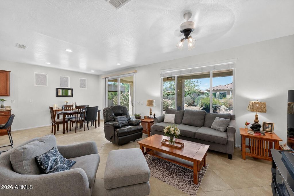 Image 9 of property listing at 7152 W MERRIWEATHER Way, Florence, AZ 85132