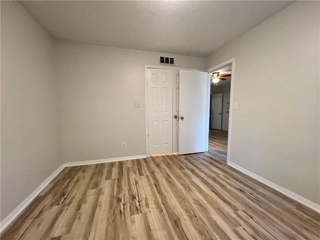 2805 Northeast Expressway NE B13, Atlanta, GA 30345