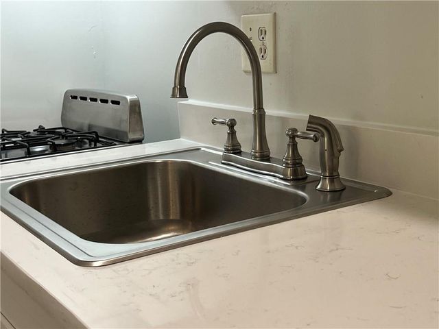 2805 Northeast Expressway NE B13, Atlanta, GA 30345