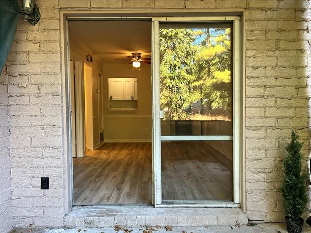 2805 Northeast Expressway NE B13, Atlanta, GA 30345