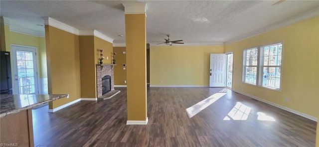 5080 Fox Hill Lane, Winston-salem, NC 27107