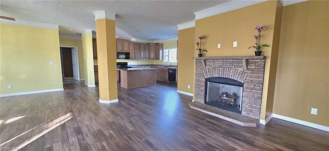 5080 Fox Hill Lane, Winston-salem, NC 27107