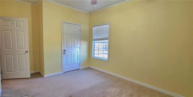 5080 Fox Hill Lane, Winston-salem, NC 27107