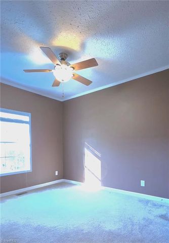 5080 Fox Hill Lane, Winston-salem, NC 27107