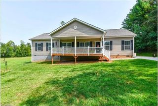 5080 Fox Hill Lane, Winston-salem, NC 27107