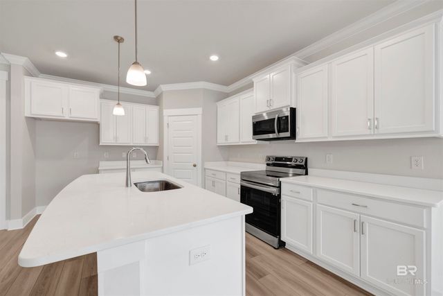 390 Wickman Avenue, Gulf Shores, AL 36542