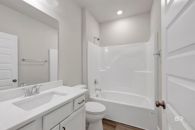 390 Wickman Avenue, Gulf Shores, AL 36542