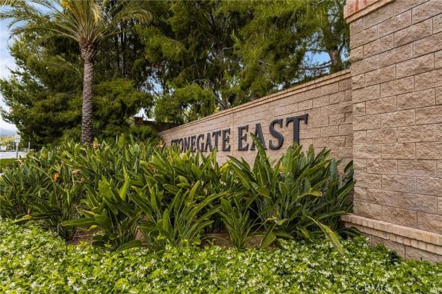 34 Coralwood, Irvine, CA 92618