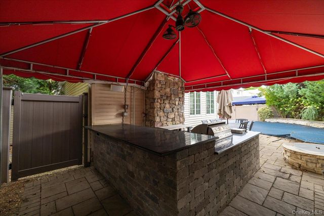 159 Murray Drive, Oceanside, NY 11572