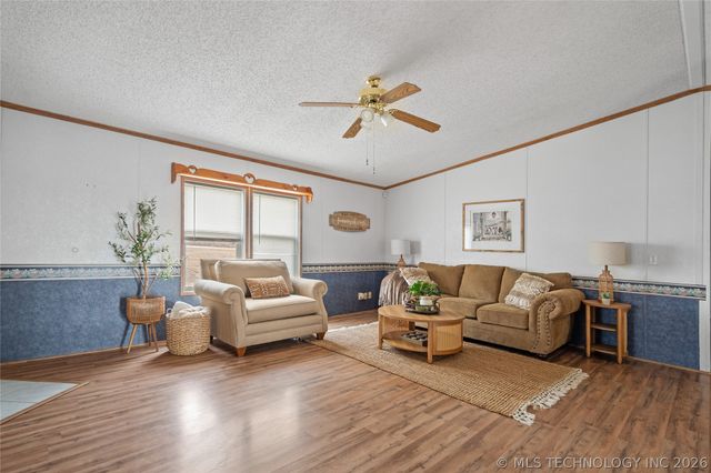 929 Buckskin, Ardmore, OK 73401