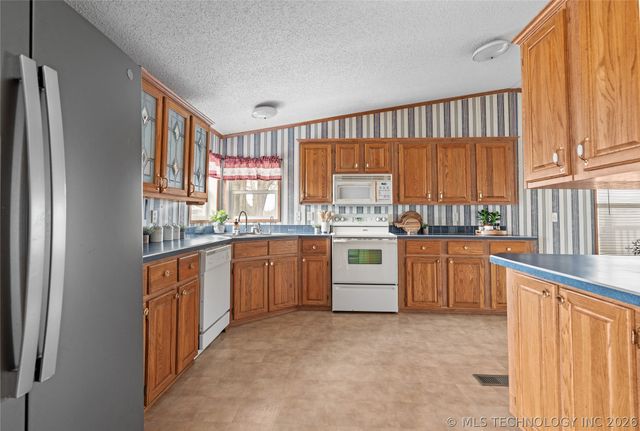 929 Buckskin, Ardmore, OK 73401