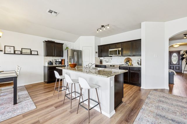 1305 Savannah Ridge Drive, Princeton, TX 75407