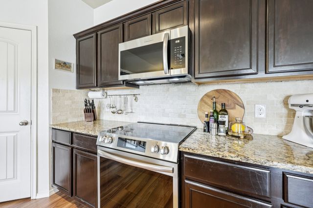 1305 Savannah Ridge Drive, Princeton, TX 75407