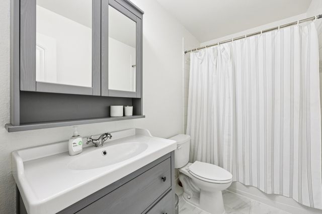 1305 Savannah Ridge Drive, Princeton, TX 75407