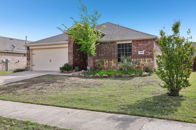 1305 Savannah Ridge Drive, Princeton, TX 75407