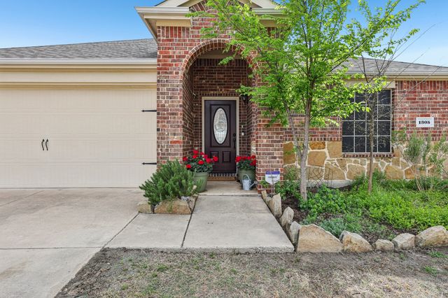 1305 Savannah Ridge Drive, Princeton, TX 75407