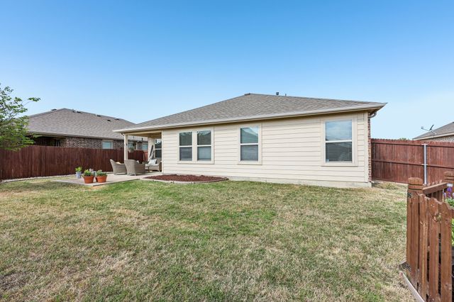 1305 Savannah Ridge Drive, Princeton, TX 75407