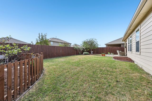 1305 Savannah Ridge Drive, Princeton, TX 75407