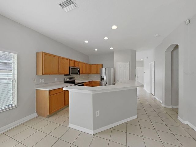 9541 CYPRESS HARBOR DRIVE, Gibsonton, FL 33534