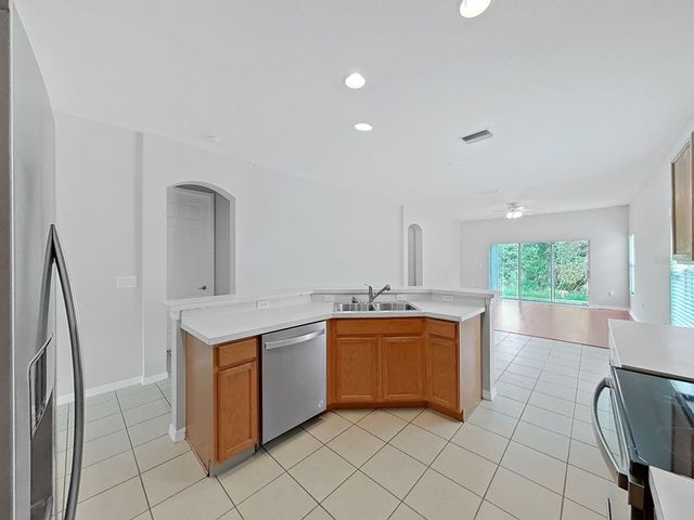 9541 CYPRESS HARBOR DRIVE, Gibsonton, FL 33534