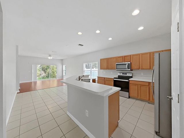 9541 CYPRESS HARBOR DRIVE, Gibsonton, FL 33534
