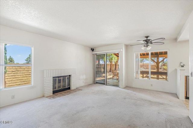 38350 San Mateo Avenue, Palmdale, CA 93551